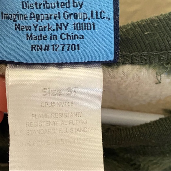 Fleece Jammies Camo-Print - Picture 2 of 9